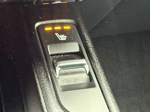 Used 2025 Kia Telluride S AWD/4WD image 26