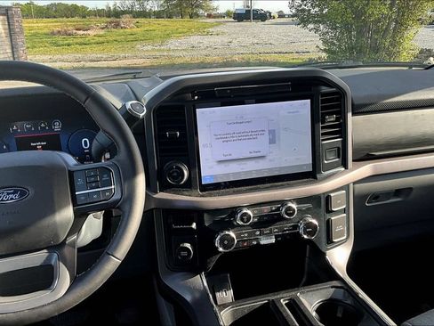 Used 2025 Ford F150 XLT w/ Equipment Group 302A MID RWD image 7