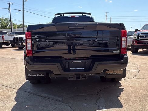 Used 2022 Ford F450 Lariat w/ Lariat Value Package AWD/4WD image 6