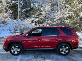 Used 2025 Honda Pilot EX-L video 2