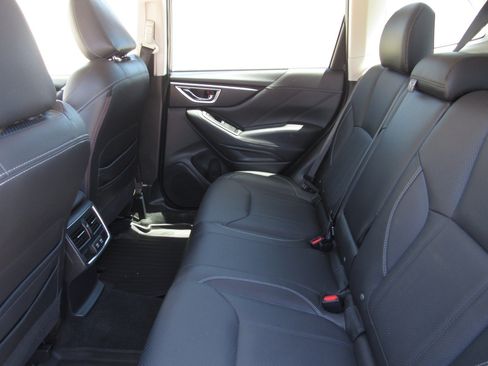 Used 2020 Subaru Forester Limited AWD/4WD image 13
