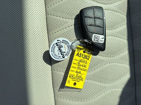 Used 2023 Buick Envision Avenir AWD/4WD image 34