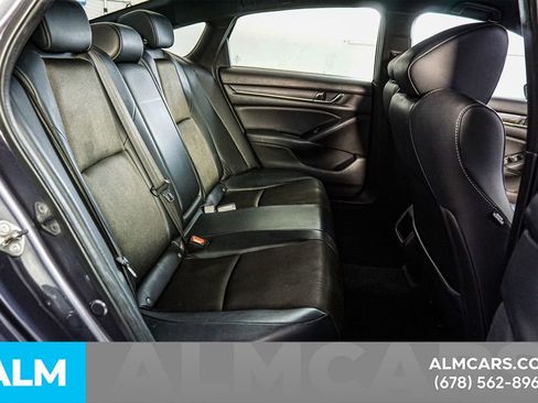 Used 2018 Honda Accord Sport image 20