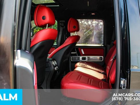Used 2024 Mercedes-Benz G 550 image 17