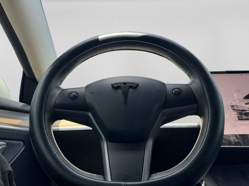 Used 2023 Tesla Model 3 Standard Range RWD image 18
