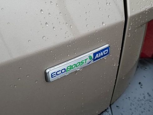 Used 2020 Ford Escape SE image 7