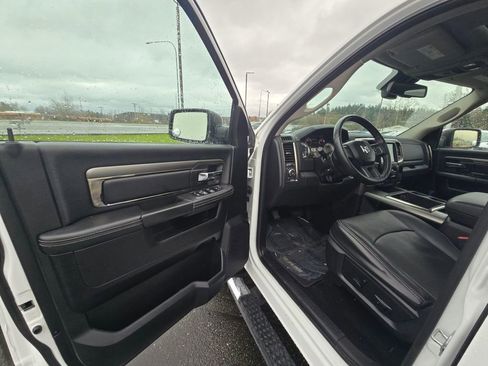Used 2014 RAM 1500 Sport w/ Sport Premium Group image 15