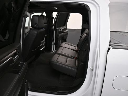 Used 2024 Chevrolet Silverado 2500 LTZ w/ LTZ Convenience Package AWD/4WD image 10