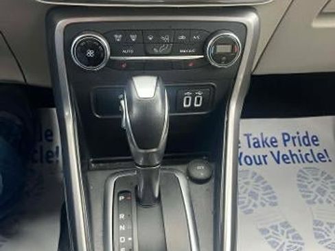 Used 2020 Ford EcoSport SE AWD/4WD image 3