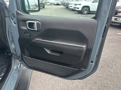 Used 2024 Jeep Wrangler Unlimited Sahara w/ Technology Group image 18