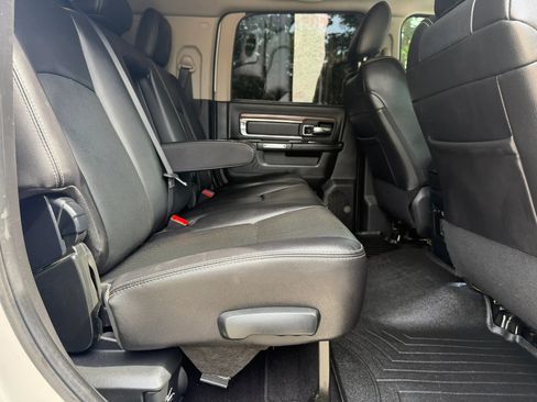 Used 2017 RAM 2500 Laramie w/ Sport Appearance Group AWD/4WD image 11