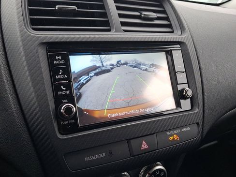 Used 2024 Mitsubishi Outlander Sport ES AWD/4WD image 27