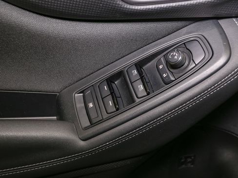 Used 2023 Subaru Forester Premium AWD/4WD image 45