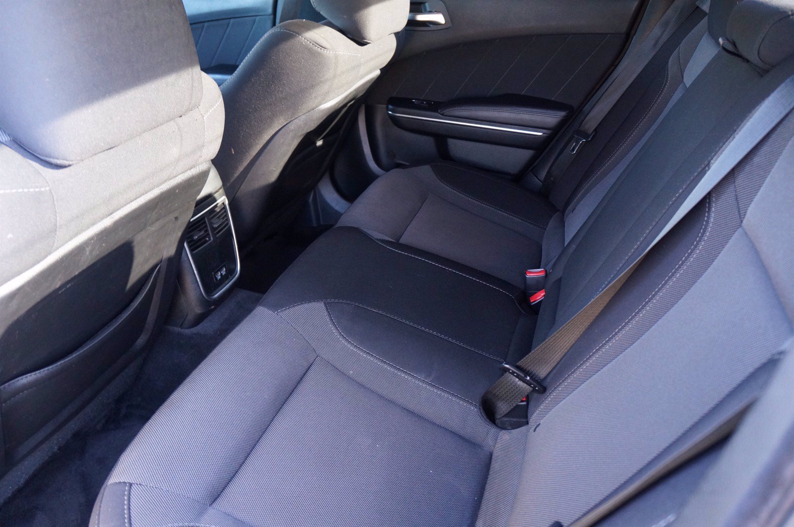 Used 2018 Dodge Charger R/T RWD image 21