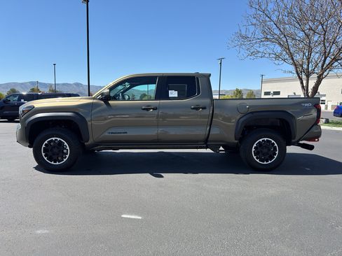 New 2026 Toyota Tacoma TRD Off-Road AWD/4WD image 4