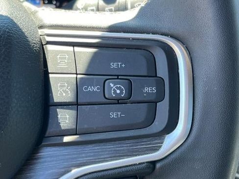 Used 2024 Jeep Grand Wagoneer L 4WD image 37