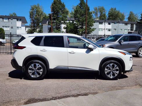 Certified 2023 Nissan Rogue SV w/ SV Premium B Package AWD/4WD image 4