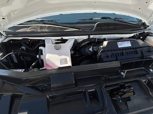 Used 2024 Chevrolet Express 3500 LT w/ LT Preferred Equipment Group image 30