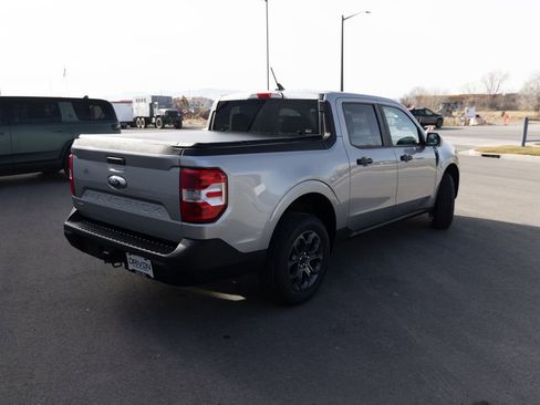 Used 2022 Ford Maverick XLT w/ XLT Luxury Package image 4