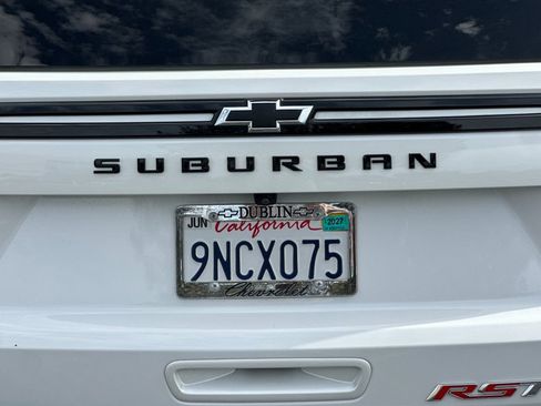 Used 2024 Chevrolet Suburban RST w/ Luxury Package AWD/4WD image 48