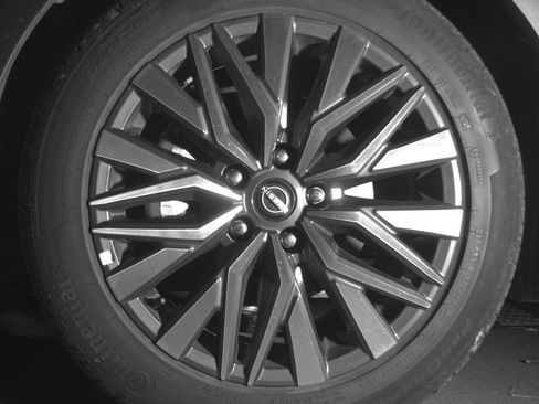 Used 2025 Nissan Altima 2.5 SV image 12