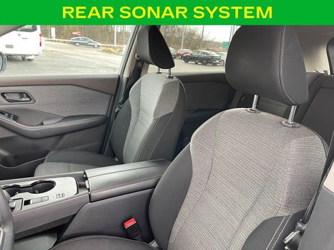 Used 2022 Nissan Rogue S image 16