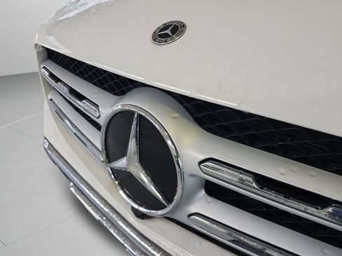 Used 2022 Mercedes-Benz GLC 300 image 30