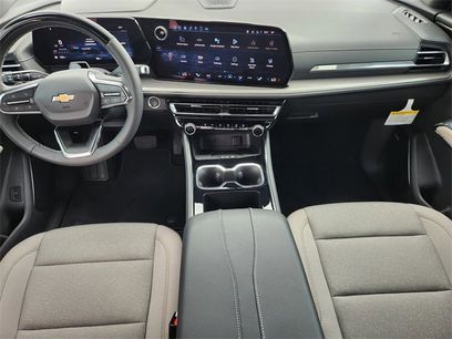 New 2025 Chevrolet Traverse LT w/ Enhanced Driving Package