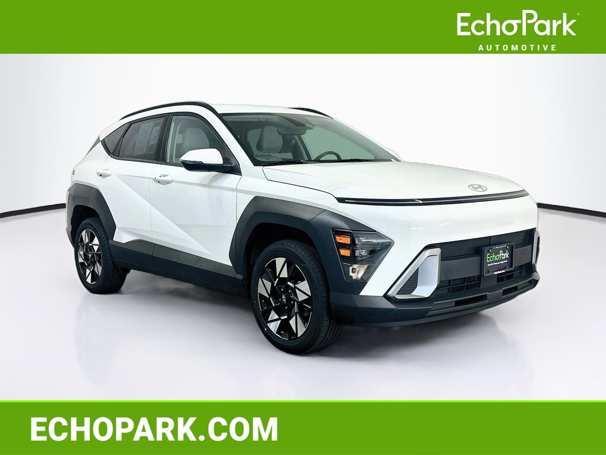 Used 2025 Hyundai Kona SEL AWD/4WD image 1