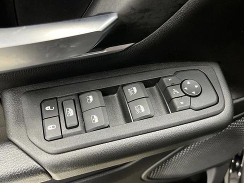 Used 2025 RAM 1500 Big Horn image 29