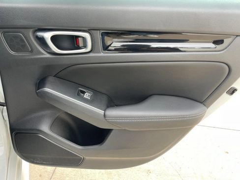 Used 2022 Honda Civic Touring image 24
