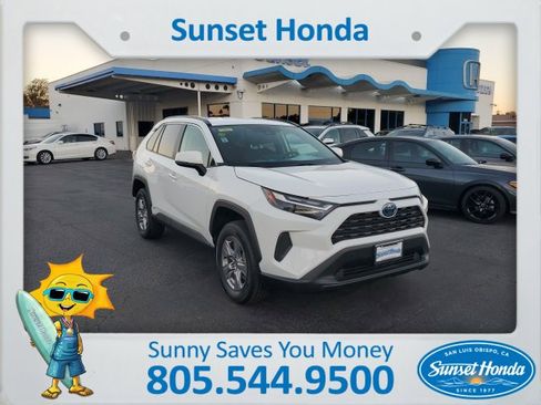 Used 2024 Toyota RAV4 XLE image 1