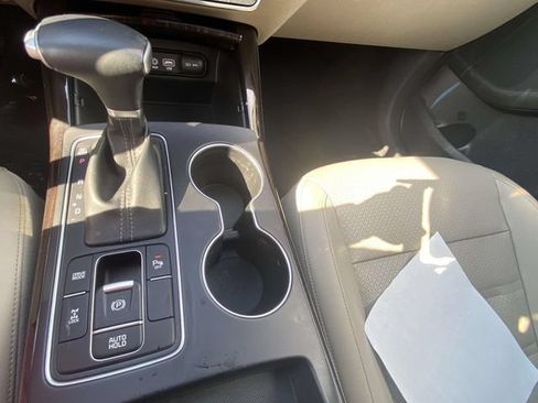 Used 2020 Kia Sorento EX AWD/4WD image 27