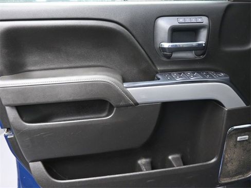 Used 2016 Chevrolet Silverado 2500 LTZ w/ LTZ Plus Package image 17