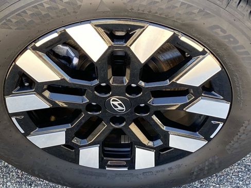 Used 2025 Hyundai Santa Cruz SEL image 27