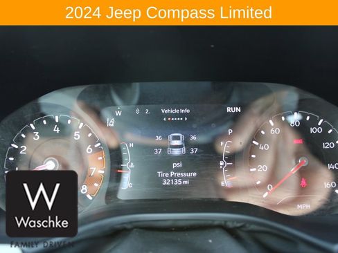 Used 2024 Jeep Compass Limited AWD/4WD image 35