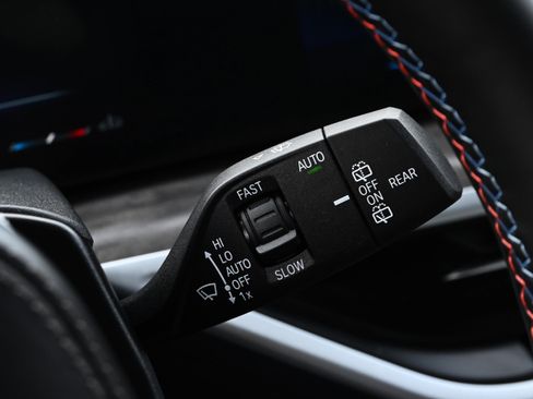 Used 2024 BMW X5 M60i image 41