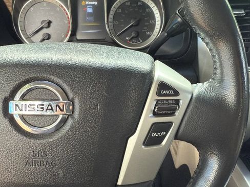 Used 2016 Nissan Titan SV RWD image 32