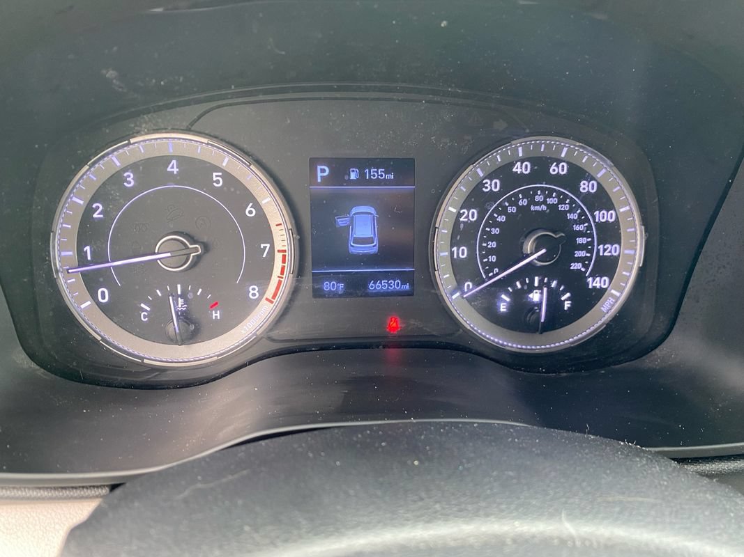 Used 2021 Hyundai Venue SEL FWD image 18