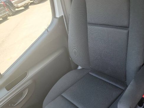 Used 2022 Mercedes-Benz Sprinter 2500 image 18