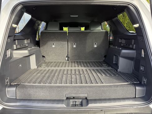 Certified 2025 Toyota 4Runner Trailhunter image 10