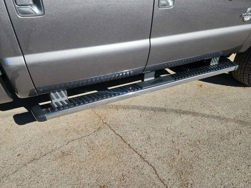 Used 2011 Ford F250 Lariat w/ Lariat Interior Pkg image 15