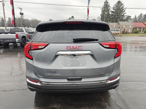 Used 2019 GMC Terrain SLT w/ Preferred Package image 3