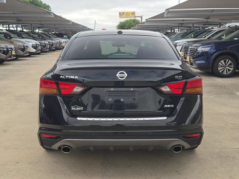 Used 2020 Nissan Altima 2.5 SR w/ Premium Package AWD/4WD image 4
