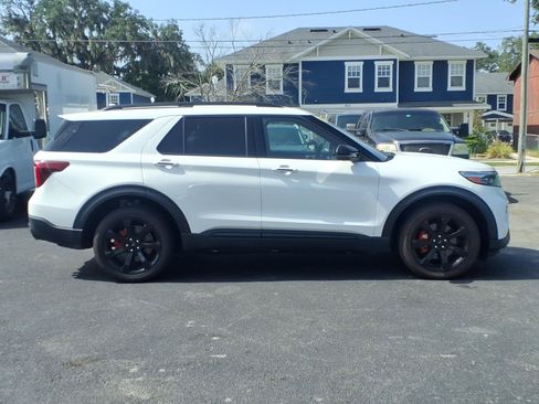 Used 2022 Ford Explorer ST w/ Equipment Group 401A AWD/4WD image 6