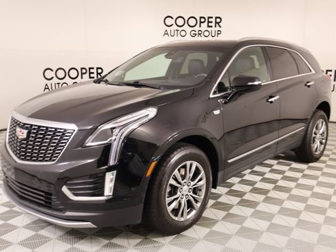 Used 2022 Cadillac XT5 Premium Luxury w/ Technology Package FWD image 10