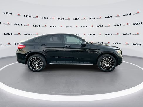 Used 2019 Mercedes-Benz GLC 300 4MATIC Coupe image 9