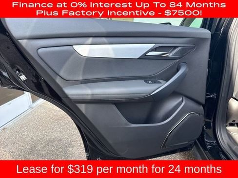 New 2025 VinFast VF 8 Plus image 14