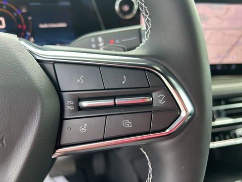 New 2026 Chevrolet Traverse LT w/ Sun and Wheel Package image 20