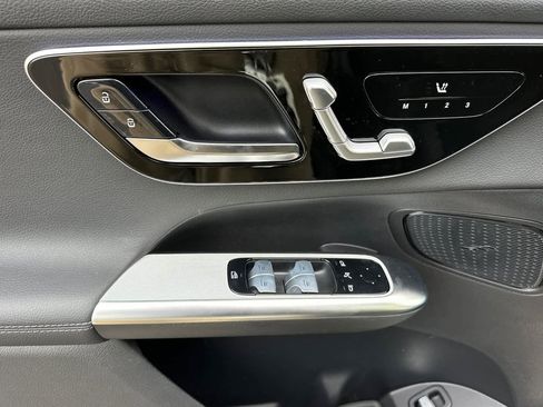 New 2026 Mercedes-Benz GLC 300 4MATIC image 10